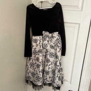 Girls formal dress size 8